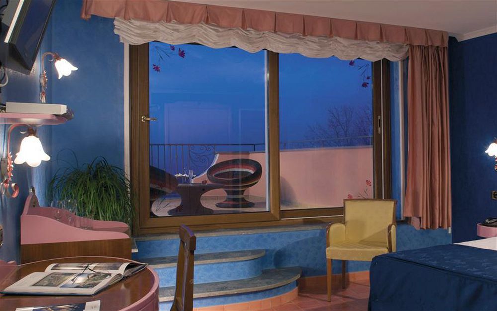 Hotel Prestige Sorrento Exteriör bild